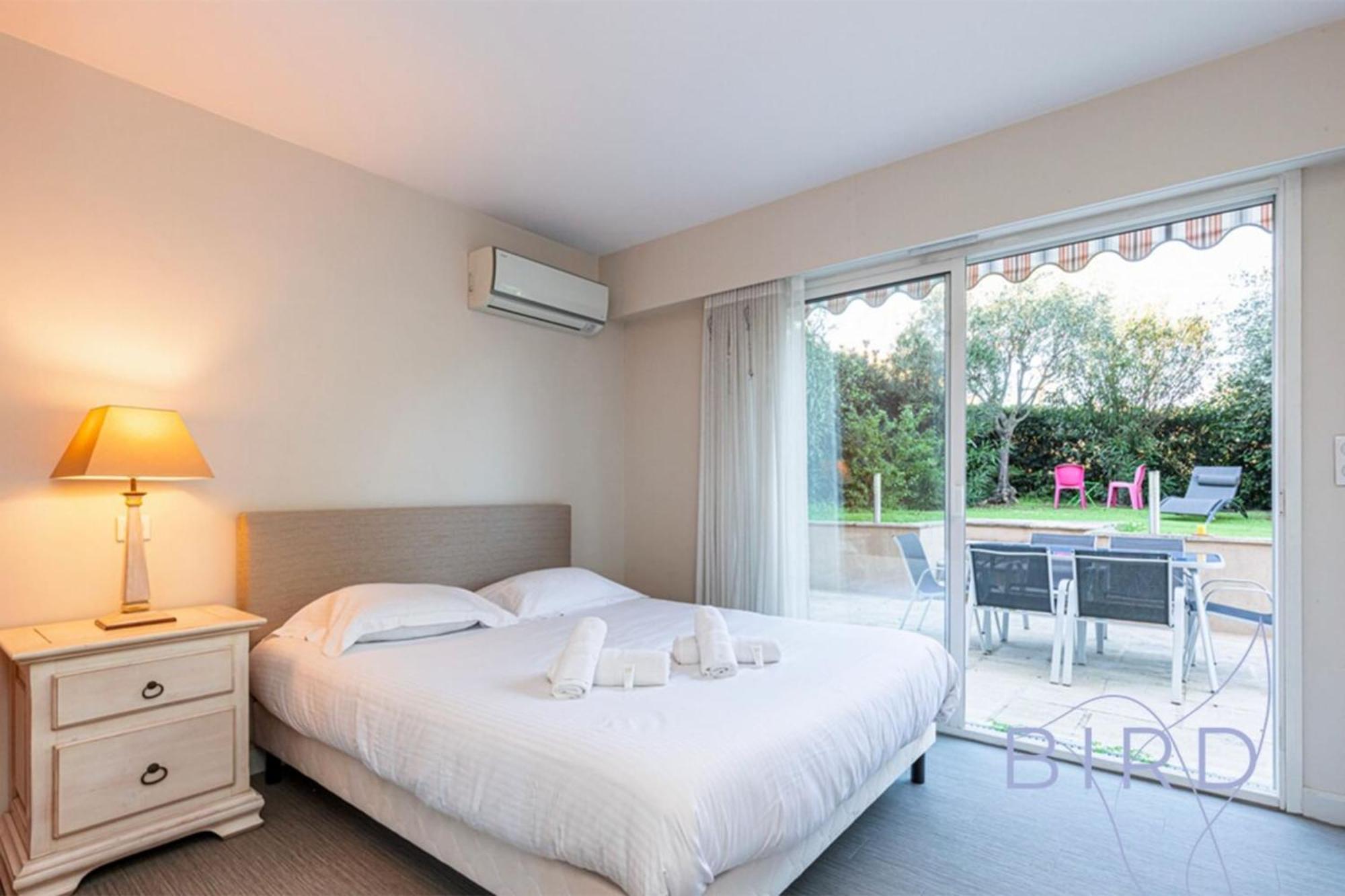 Spacious Pool And Parking Appartamento