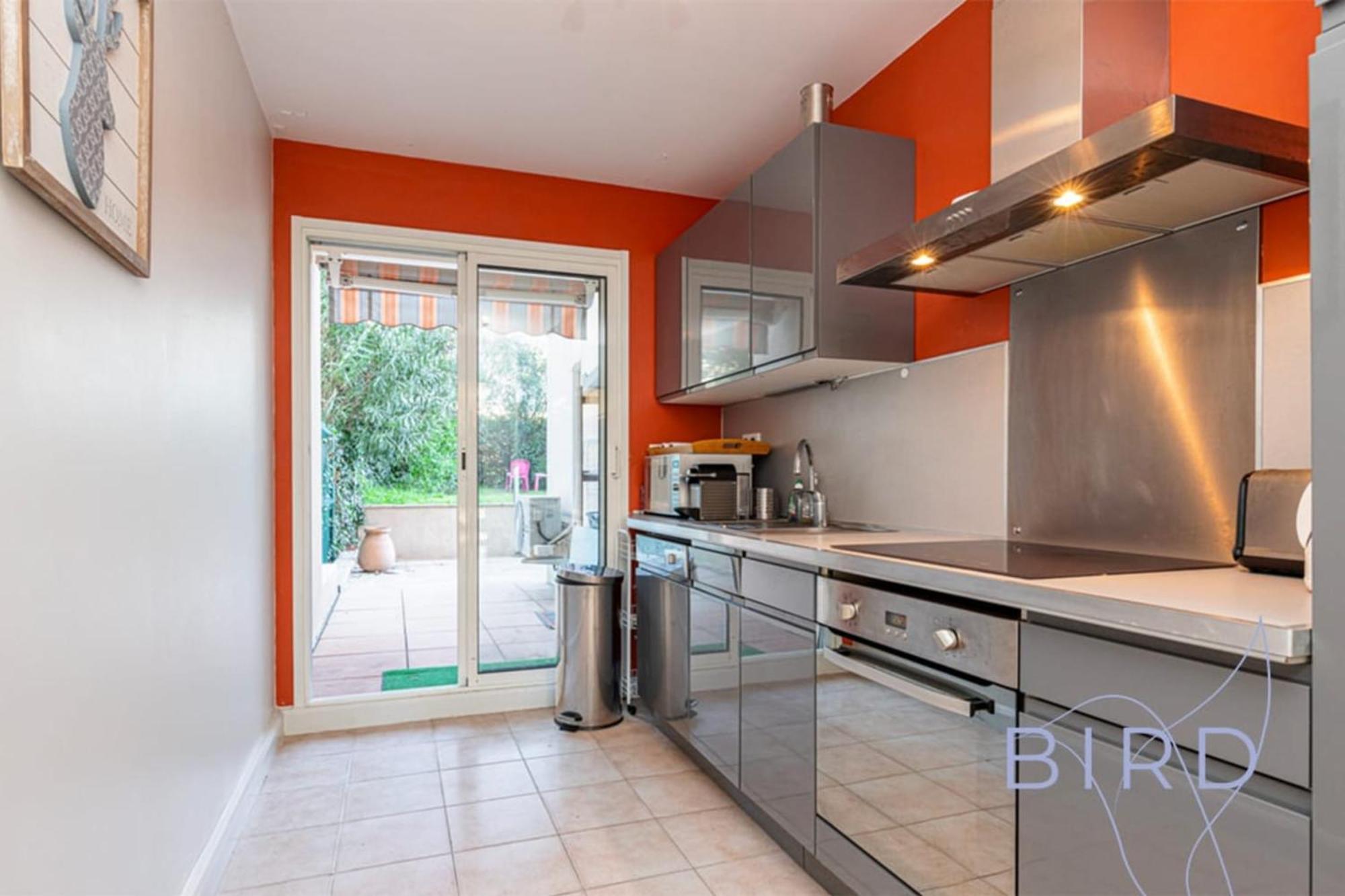 Spacious Pool And Parking Appartamento